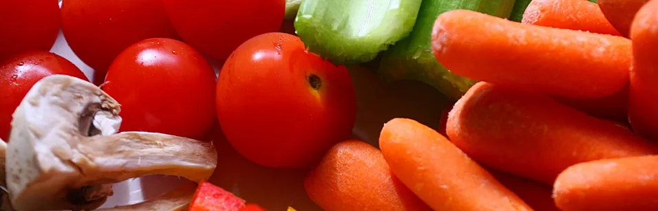 Control asthma by eating fresh vegetables and Exercising